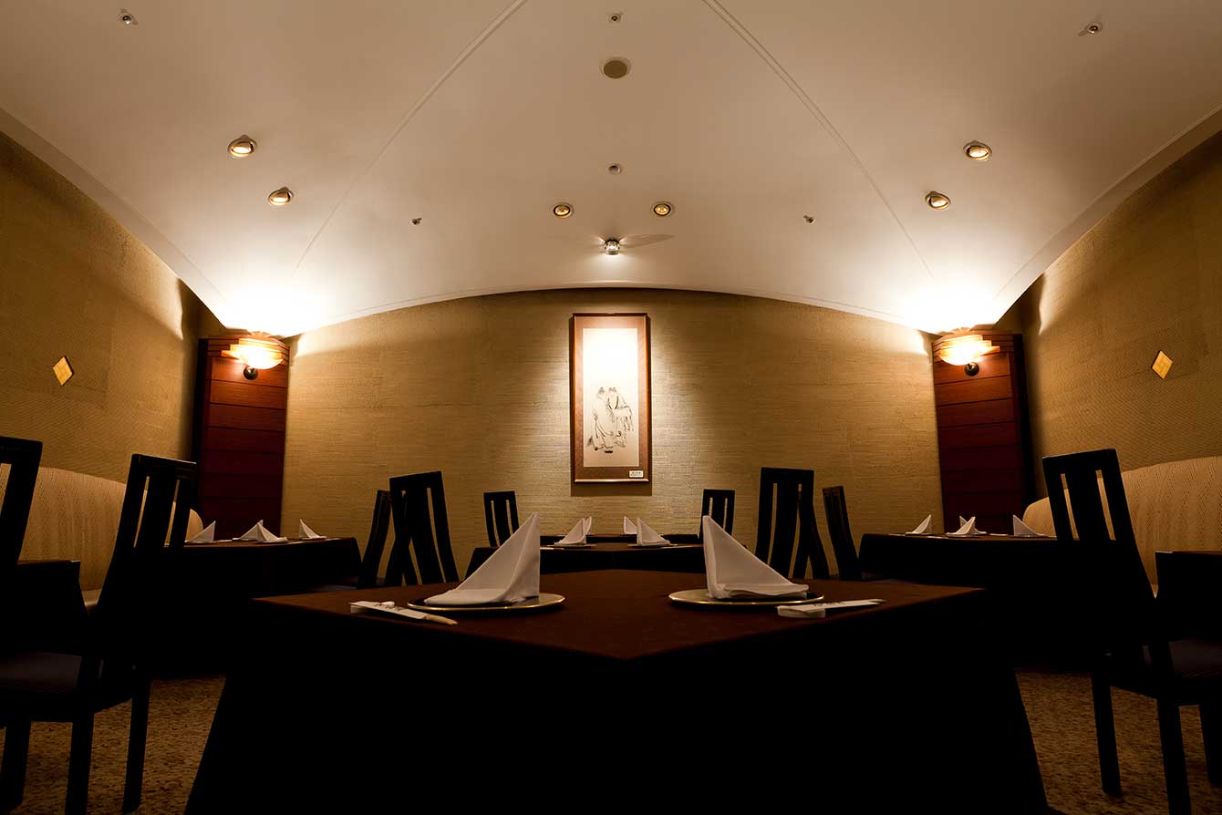 寒山拾得店内